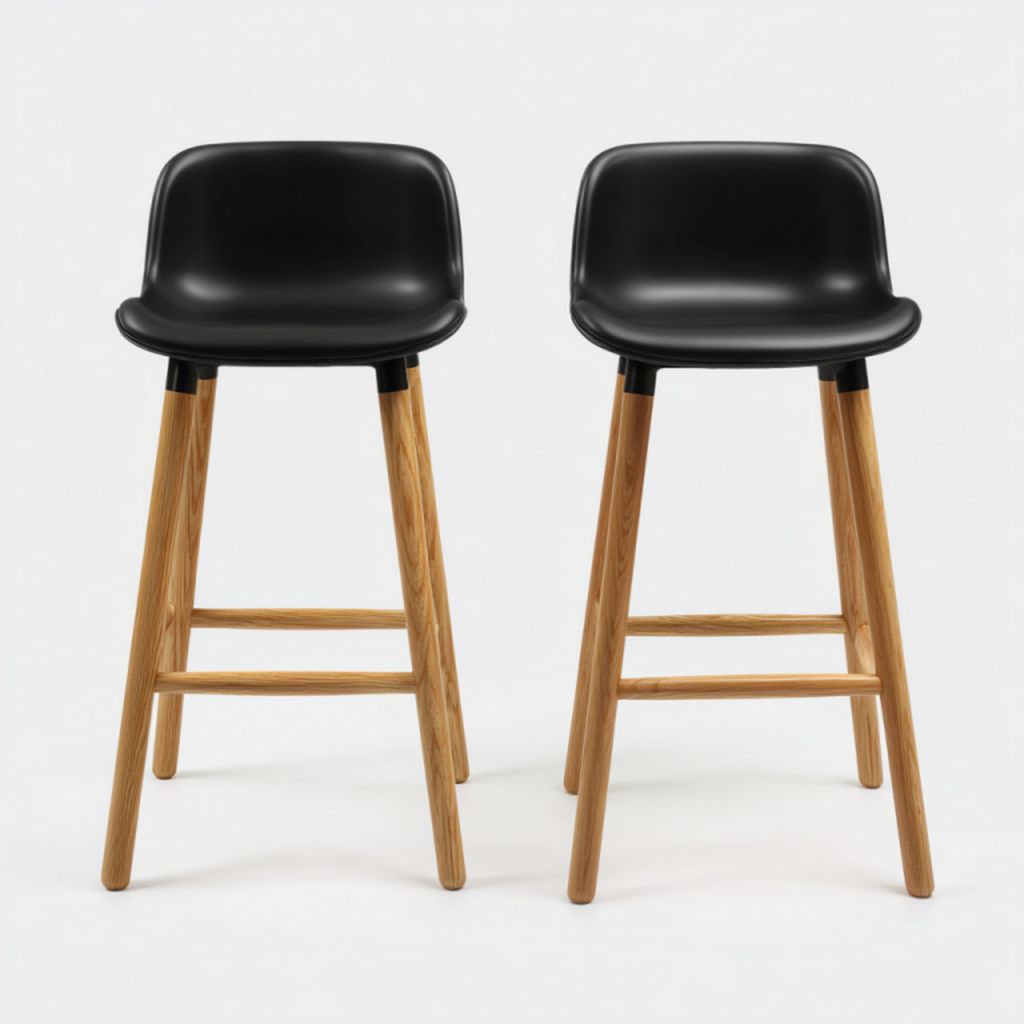 Juego de 2 taburetes nórdicos altos negros con respaldo y patas de madera color roble