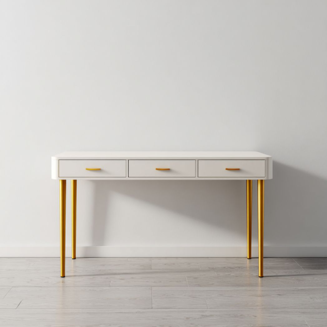 Escritorio blanco con 3 cajones y patas metálicas doradas