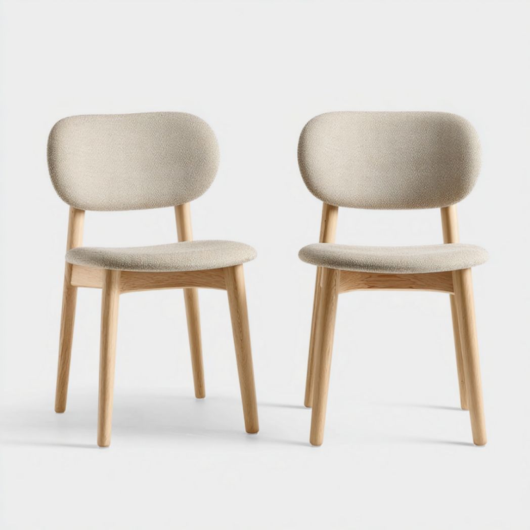 Pack 2 sillas de comedor beige tapizadas con patas de madera tono roble y respaldo curvo