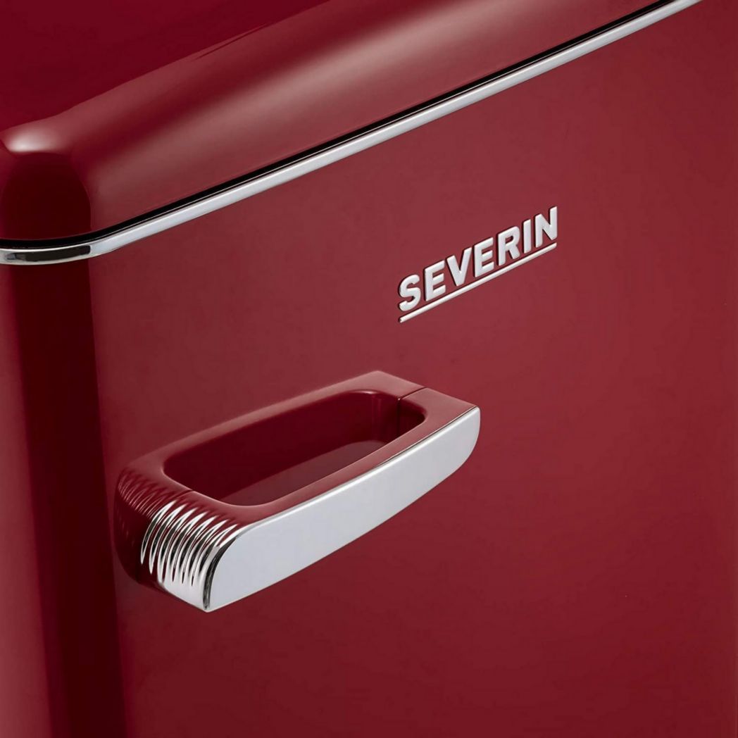 Frigorífico-congelador SEVERIN, Independiente, 55 cm de longitud, 108 L, Clase D, 110 kWh/año, 37 dB, Estilo retro, Crema, RKS 8833