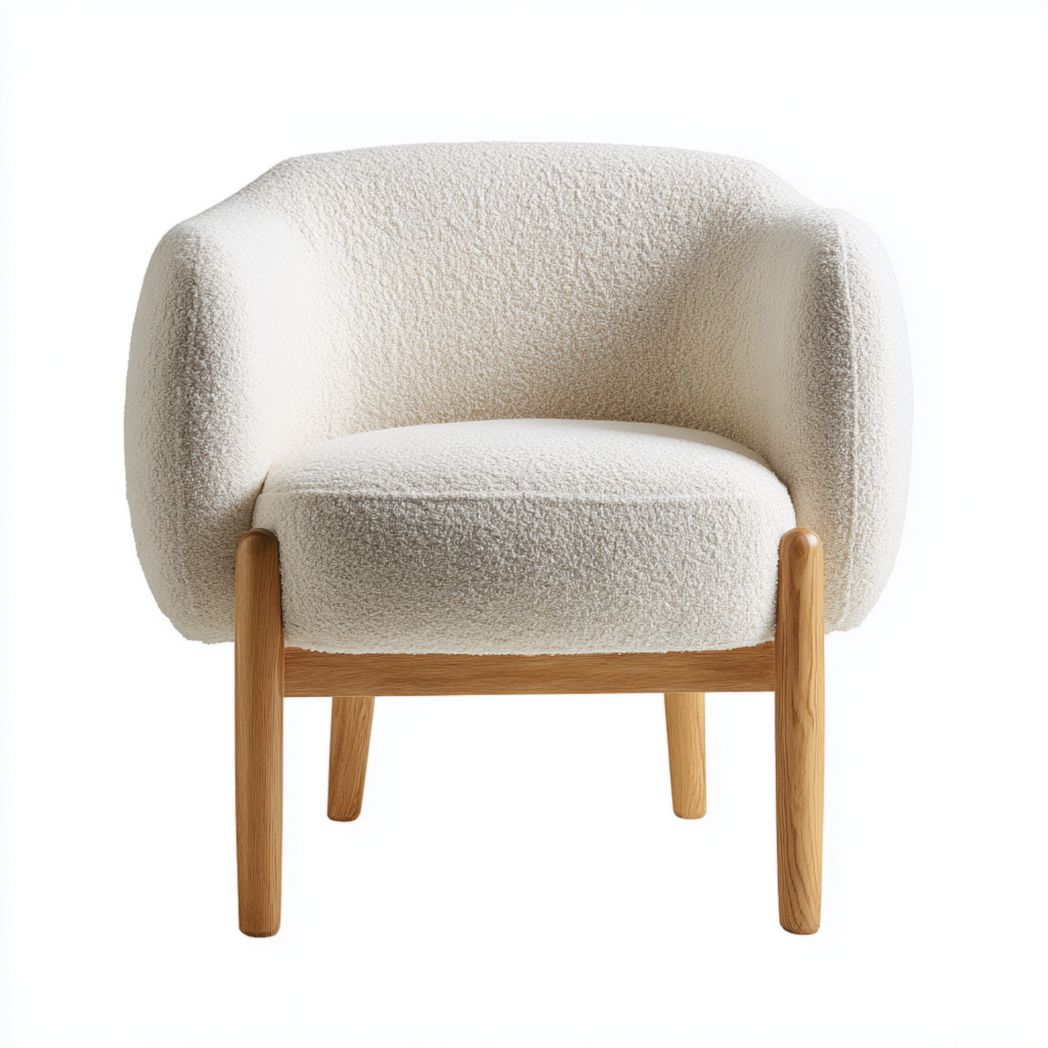 Sillón en tejido crudo con patas de madera marrón claro.